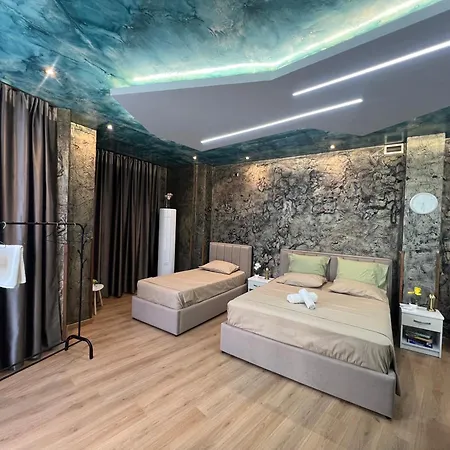 Streheza Nani Апартаменты Корча